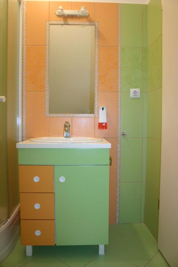 Enjoy 110Qm Apartment Im Historischen Zentrum Шопрон Екстериор снимка