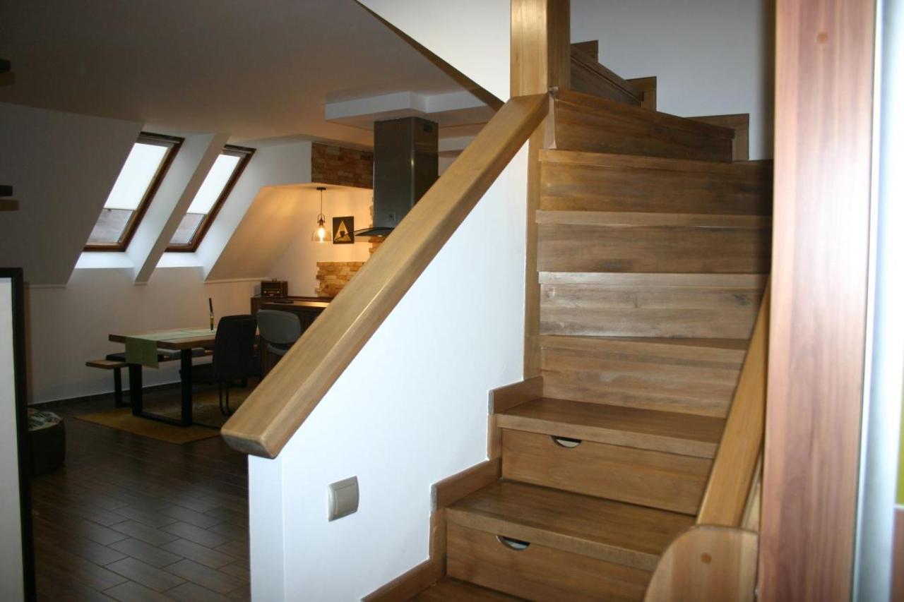 Enjoy 110Qm Apartment Im Historischen Zentrum Шопрон Екстериор снимка